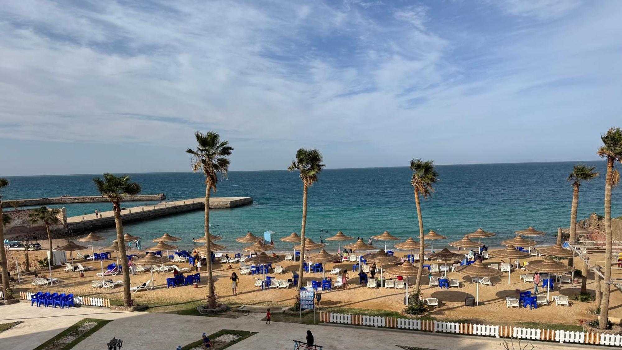 Beachfront Sea & Pool View - Juliana Resort *