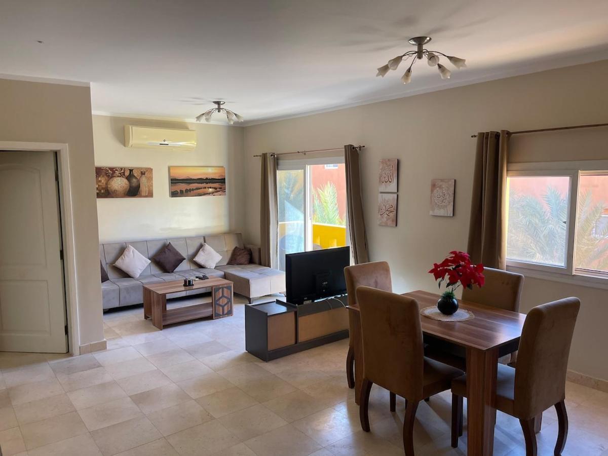 Apartment From Al Dora *