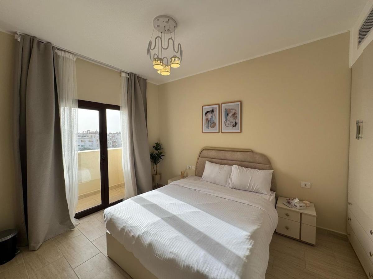 Apartment Paradise Aldau Heights One Bedroom In *