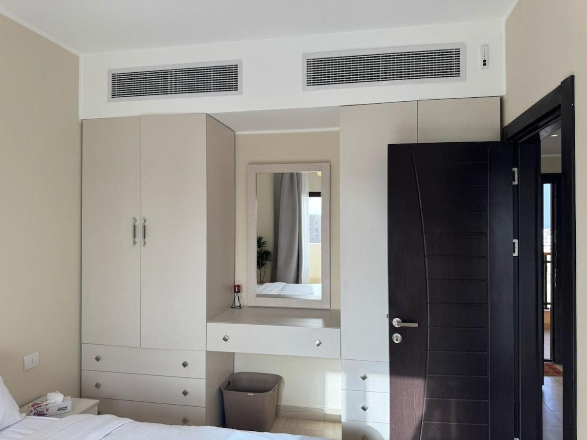 Paradise Aldau Heights One Bedroom In Apartment *