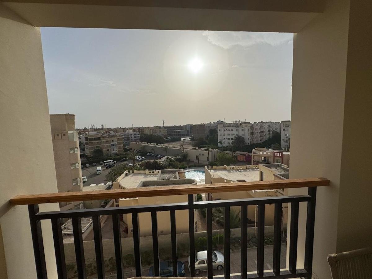 Apartment Crystal Aldau Heights One Bedroom In *