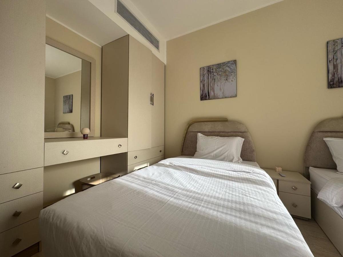 Apartment Crystal Aldau Heights One Bedroom In