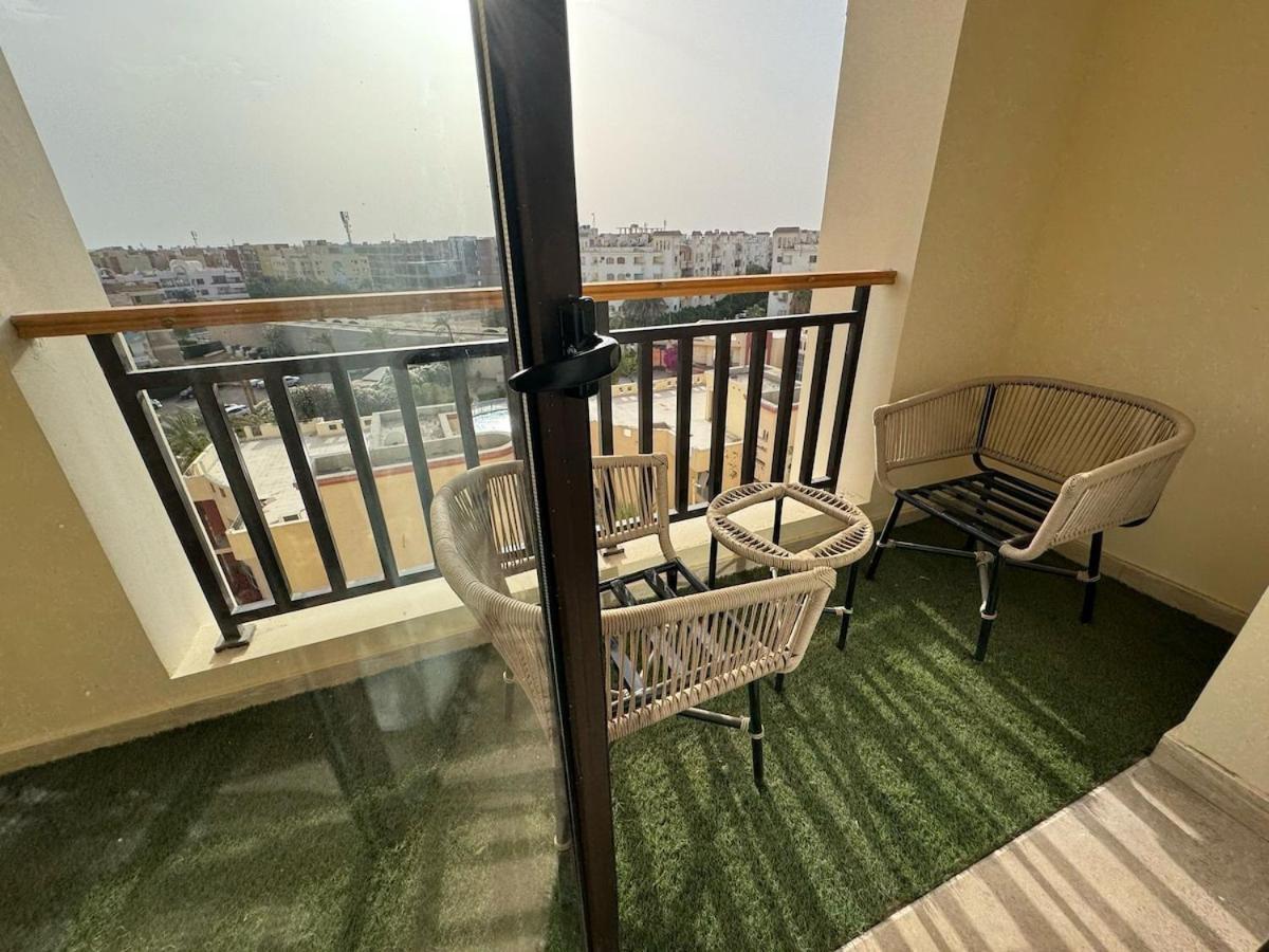 Apartment Crystal Aldau Heights One Bedroom In