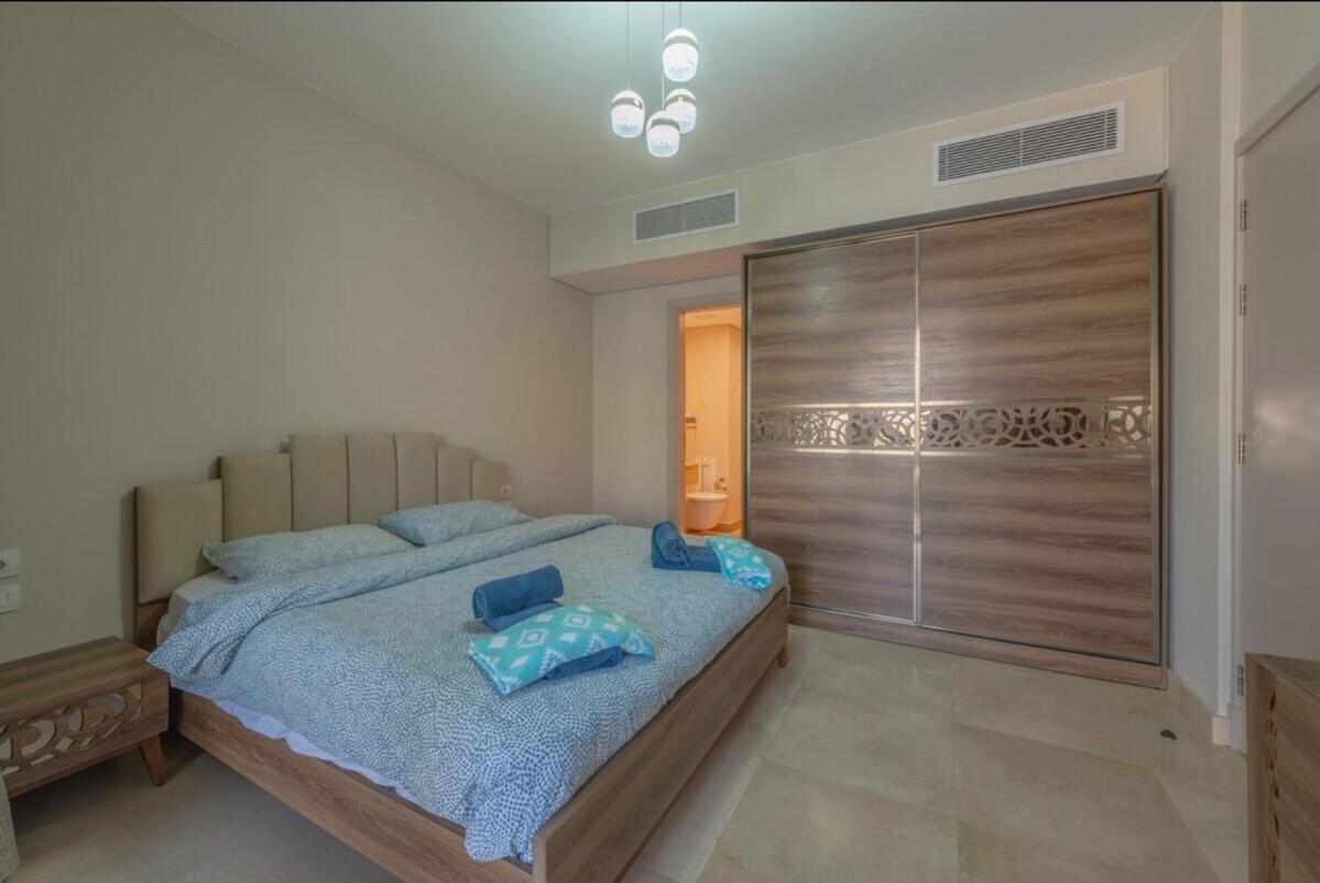 Apartment Mangroovy- 1br Gf Waterfront Glitzy Direct Pool Hurghada