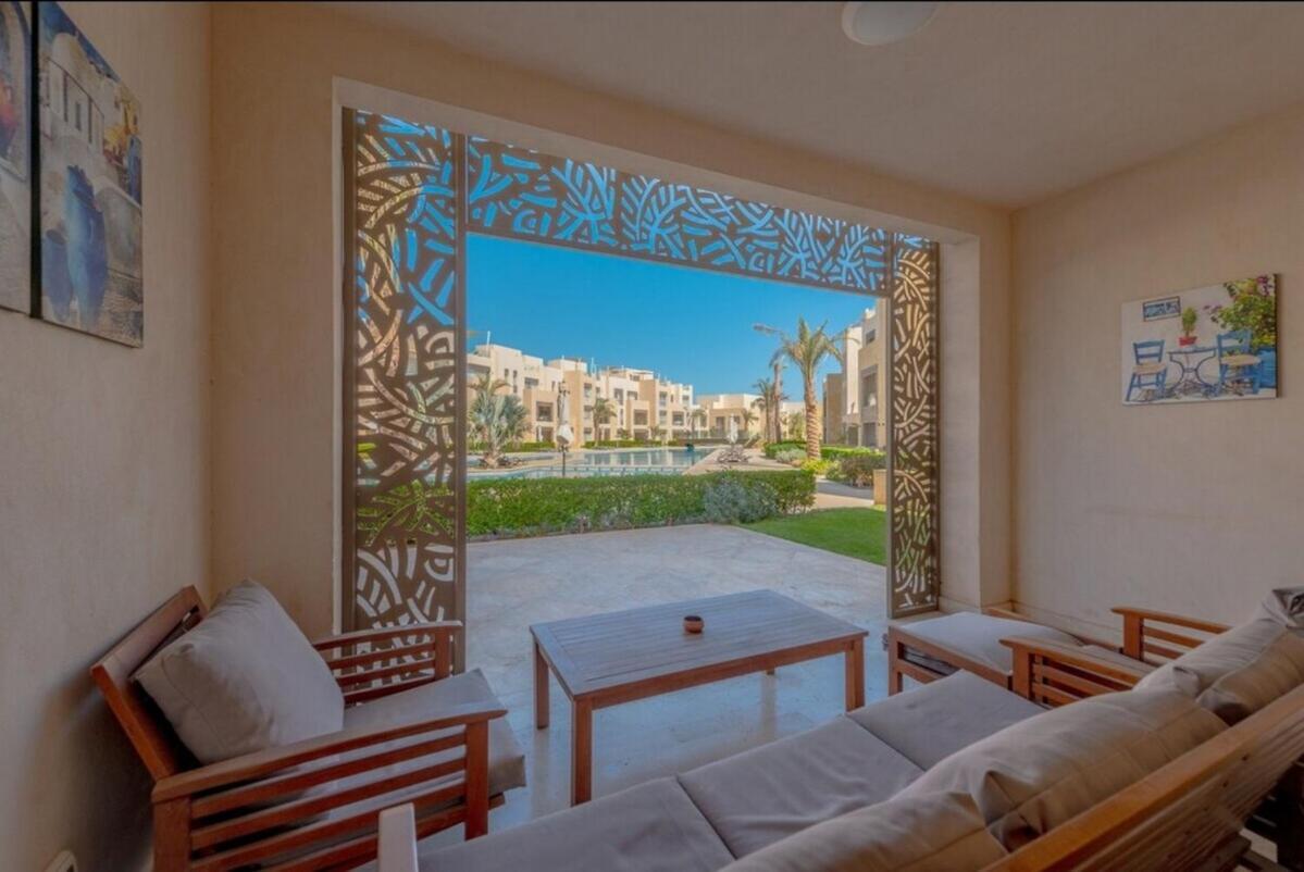 Apartment Mangroovy- 1br Gf Waterfront Glitzy Direct Pool *