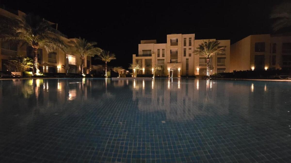 Mangroovy- 1br Gf Waterfront Glitzy Direct Pool * Hurghada