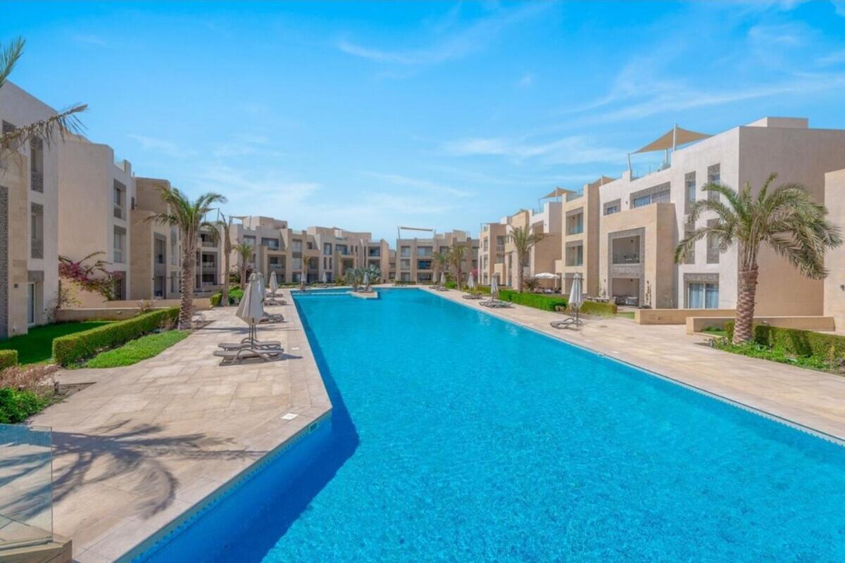 Mangroovy- 1br Gf Waterfront Glitzy Direct Pool Apartment *