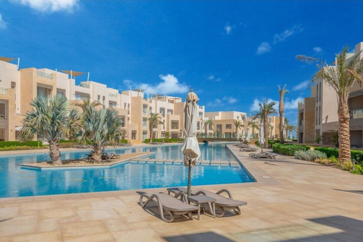 Mangroovy- 1br Gf Waterfront Glitzy Direct Pool Hurghada