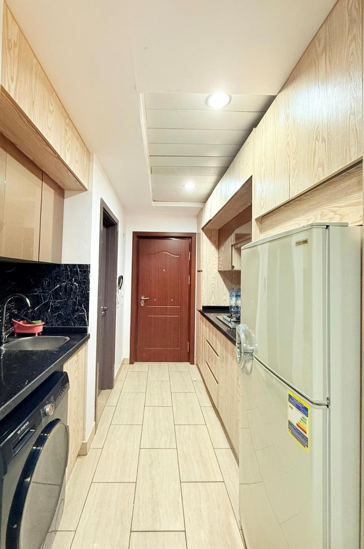 Apartment In Dow Heights Compound *