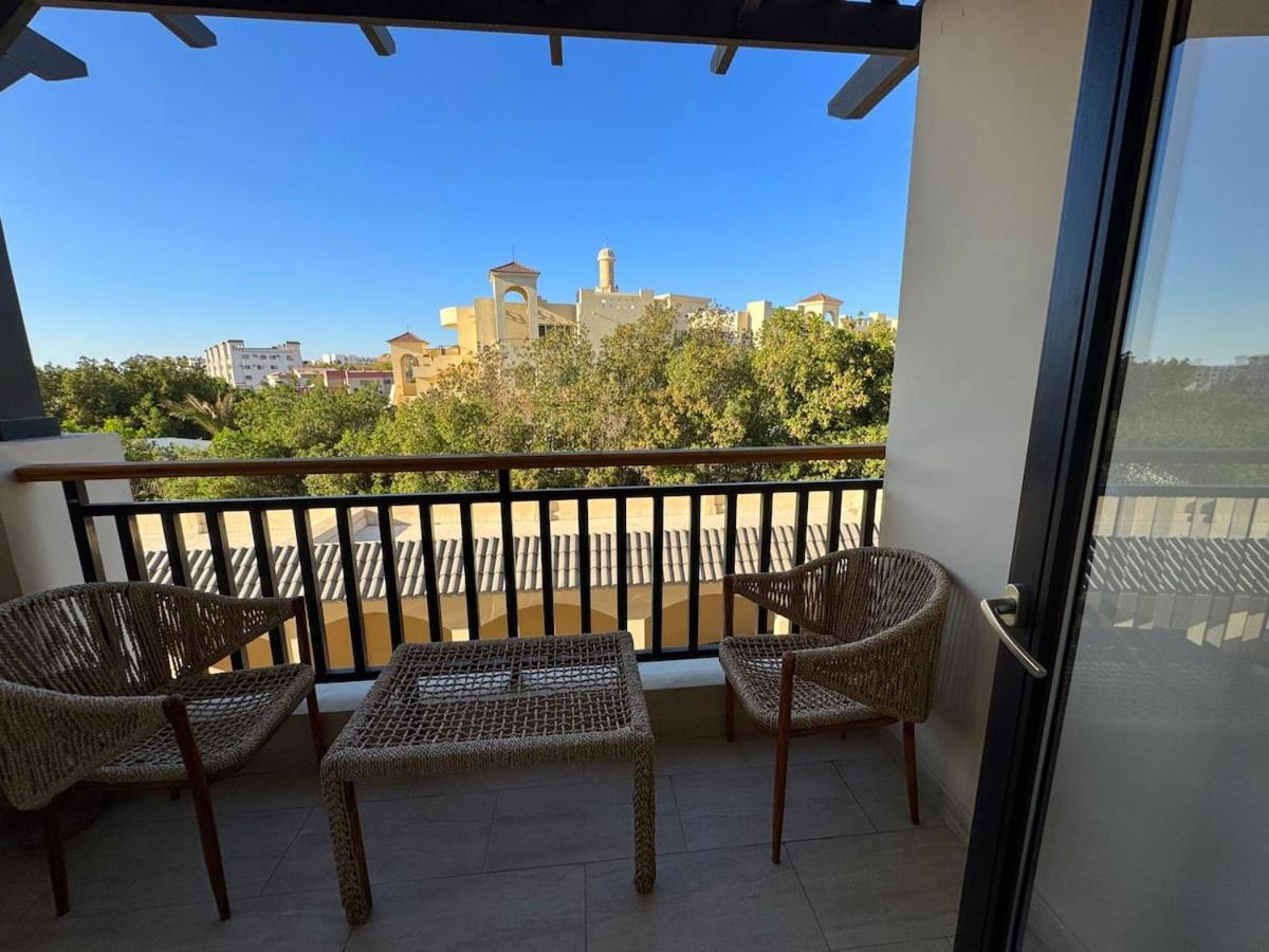 Apartment Golden Aldau Heights 1019