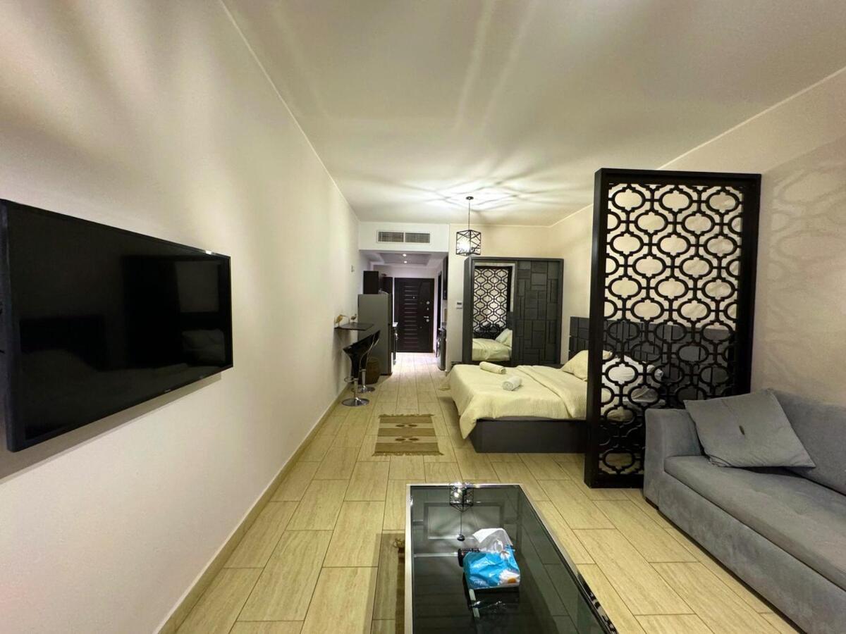 Apartment Golden Aldau Heights 1019