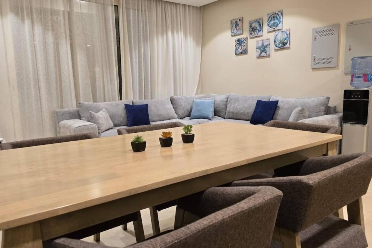 Mangroovy 1 Bedroom Ground Composure & Cool Hilton View Apartment