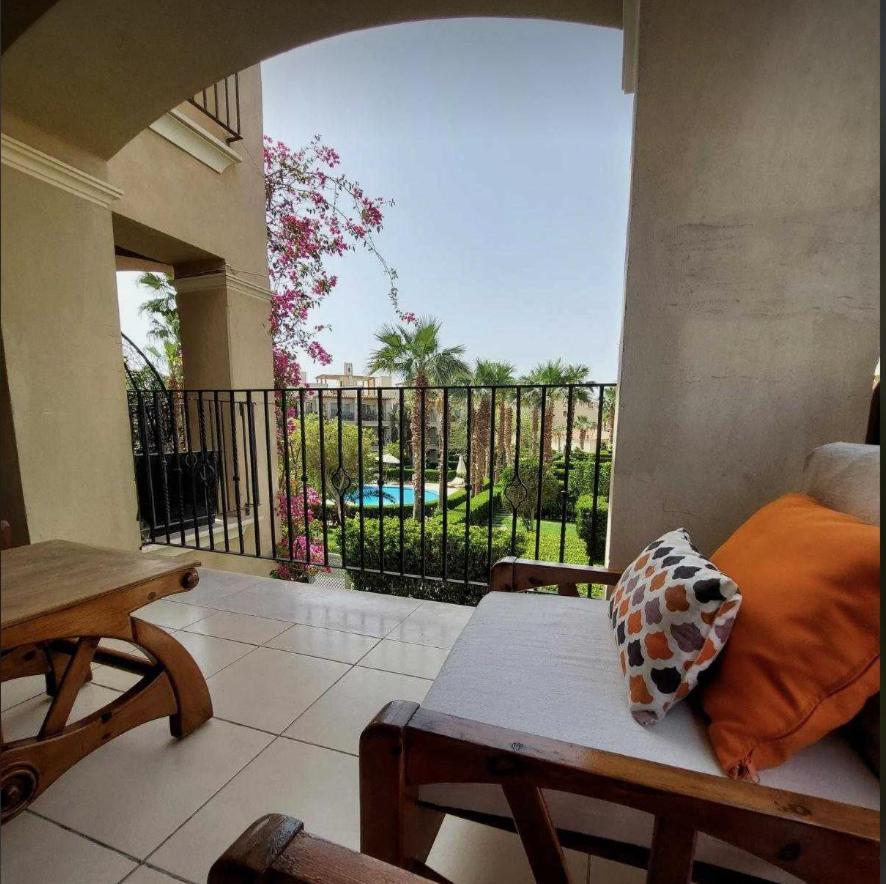 Stunning Pool View 1bed Private Access, Veranda Sahl Hasheesh Apartment *