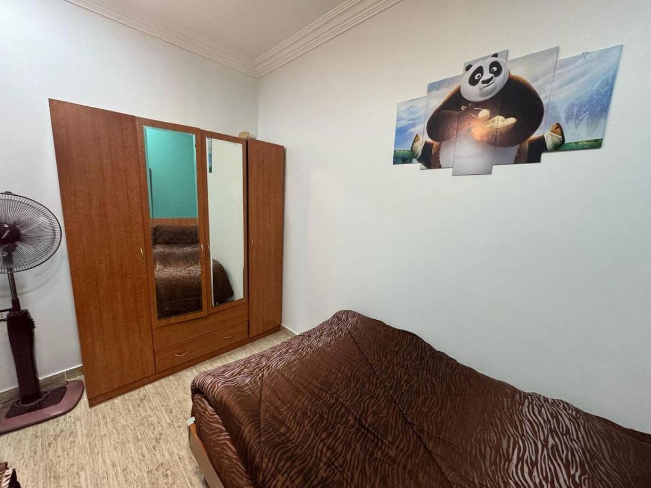 Sea View Apartment *