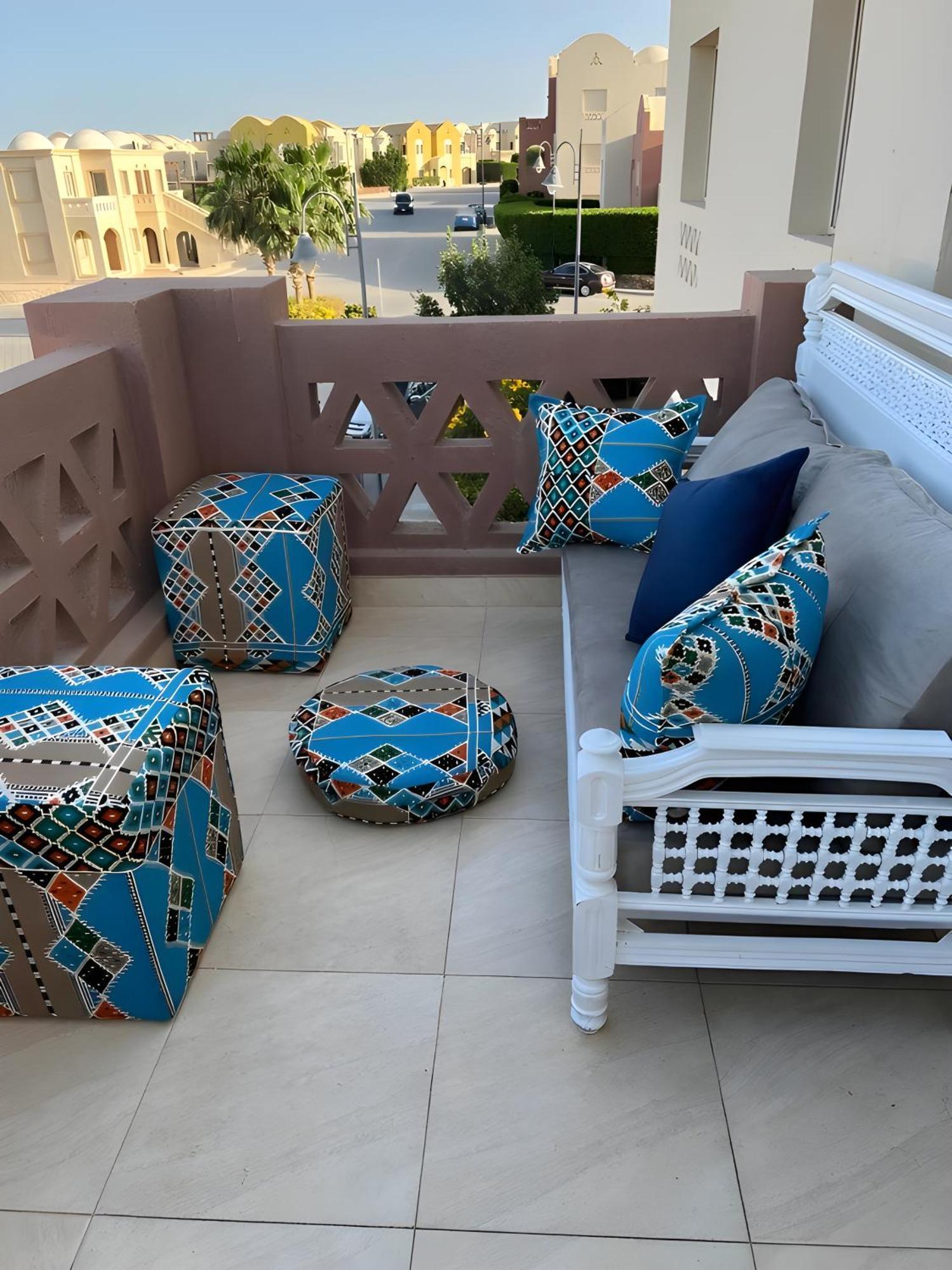 Holiday home Azure Horizon Haven *