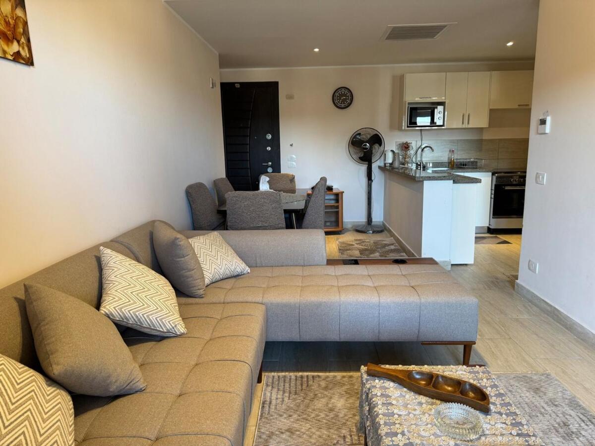 Sun & Fun Aldau Heights One Bedroom In Apartment *