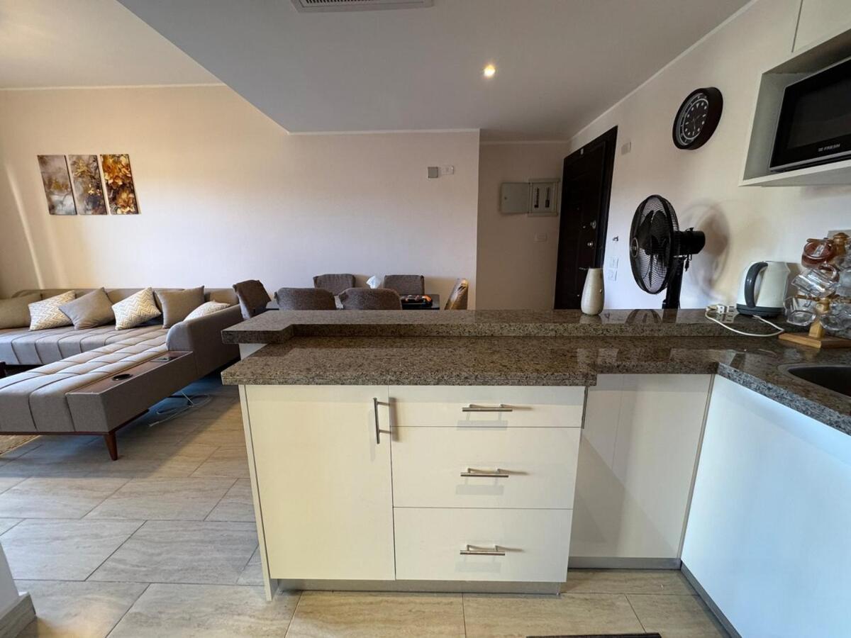 Apartment Sun & Fun Aldau Heights One Bedroom In *
