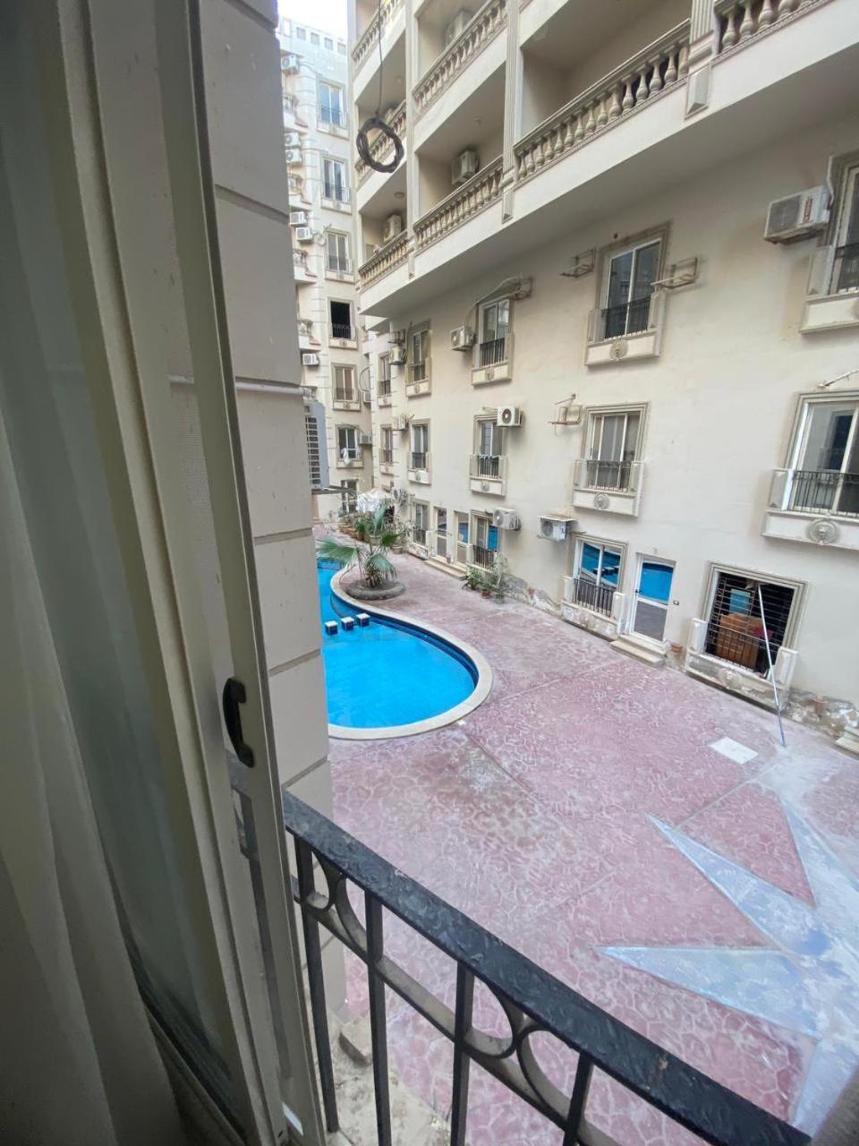 Cleobatra Apartment