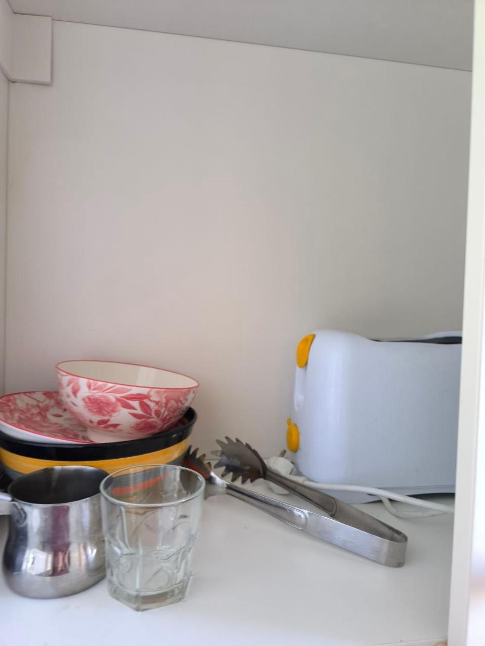 Cozy Little Near Kite Station. Appartement