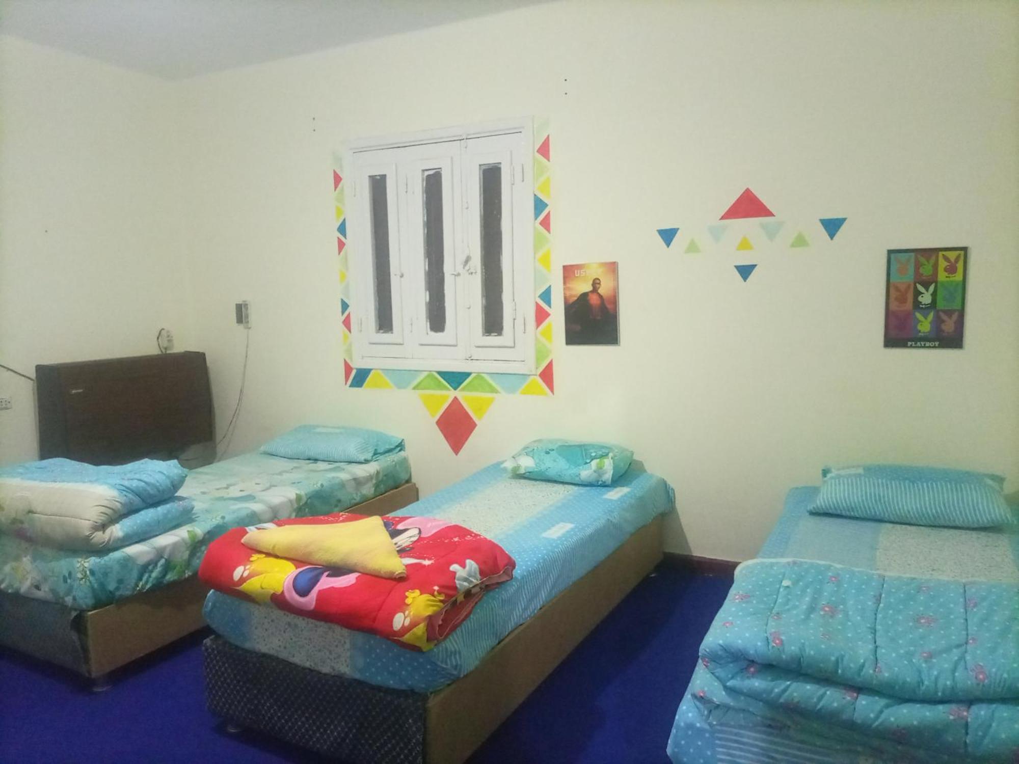 Hana Hostel *