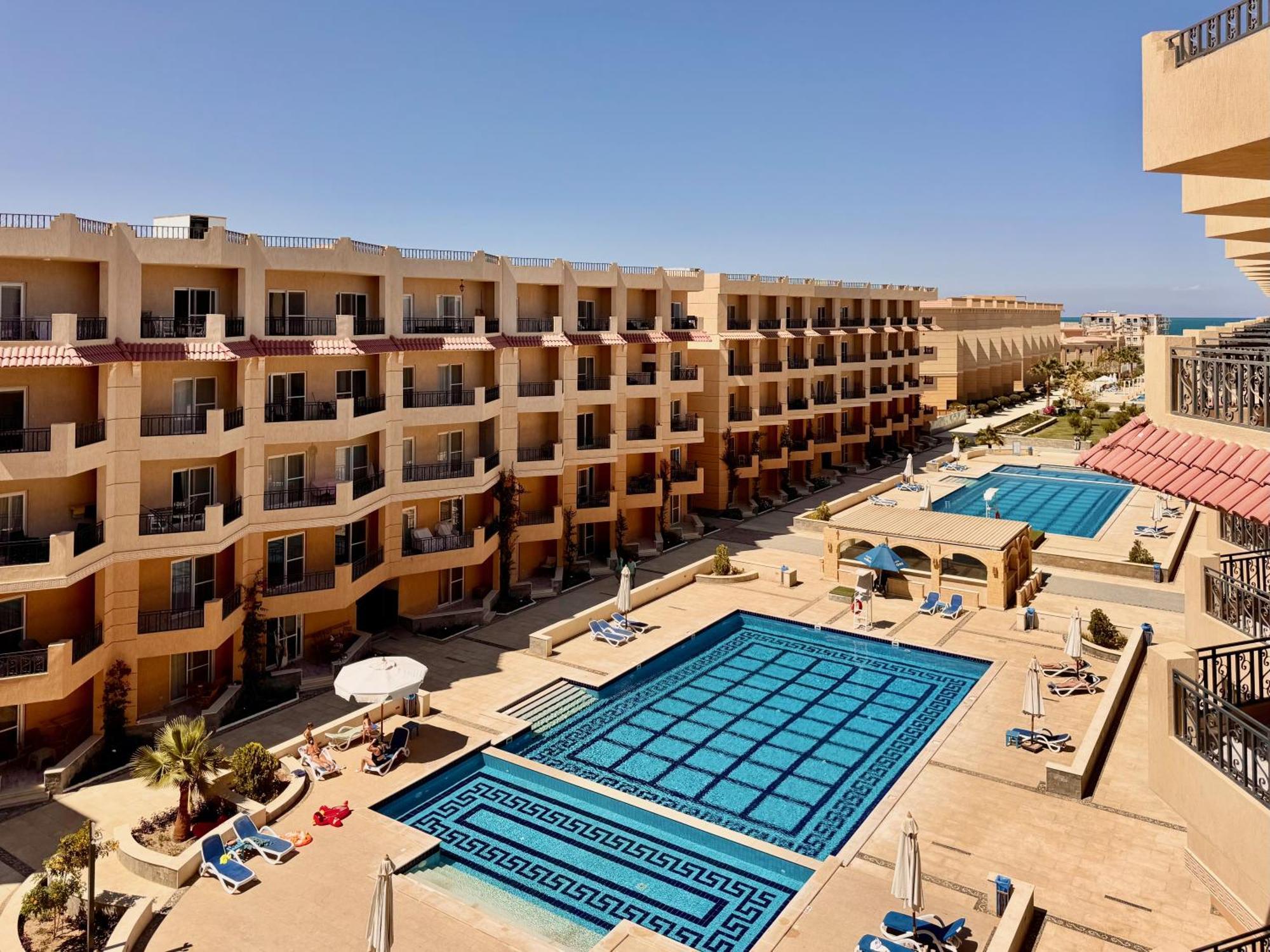 Comfy Studio, Pools, Private Beach At Peaceful Resort Apartment Hurghada