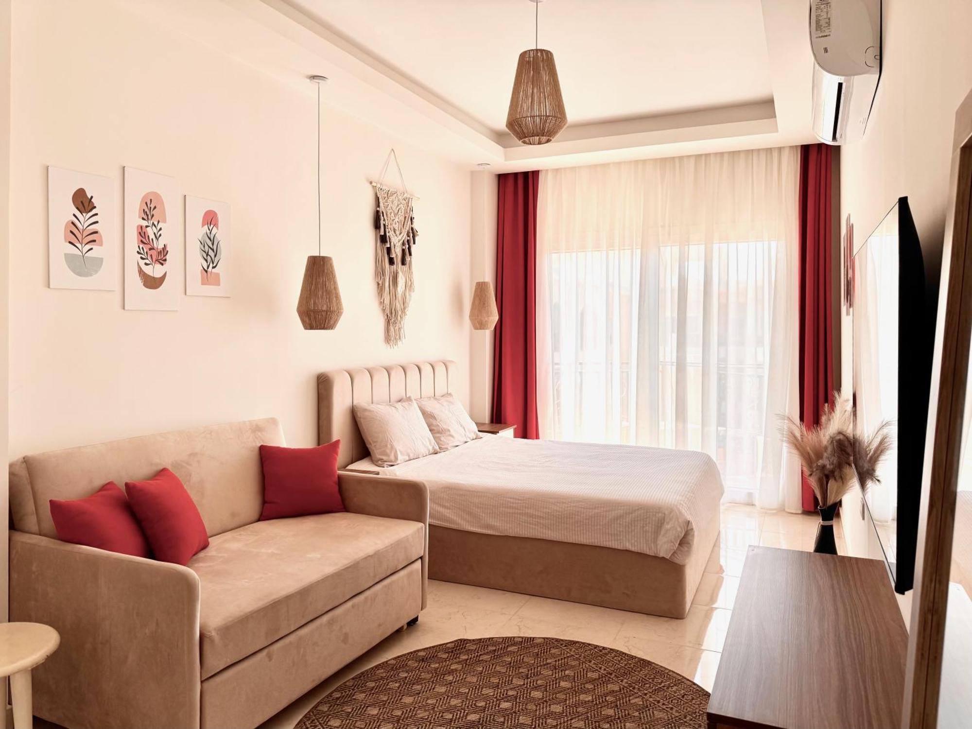 Comfy Studio, Pools, Private Beach At Peaceful Resort Apartment *