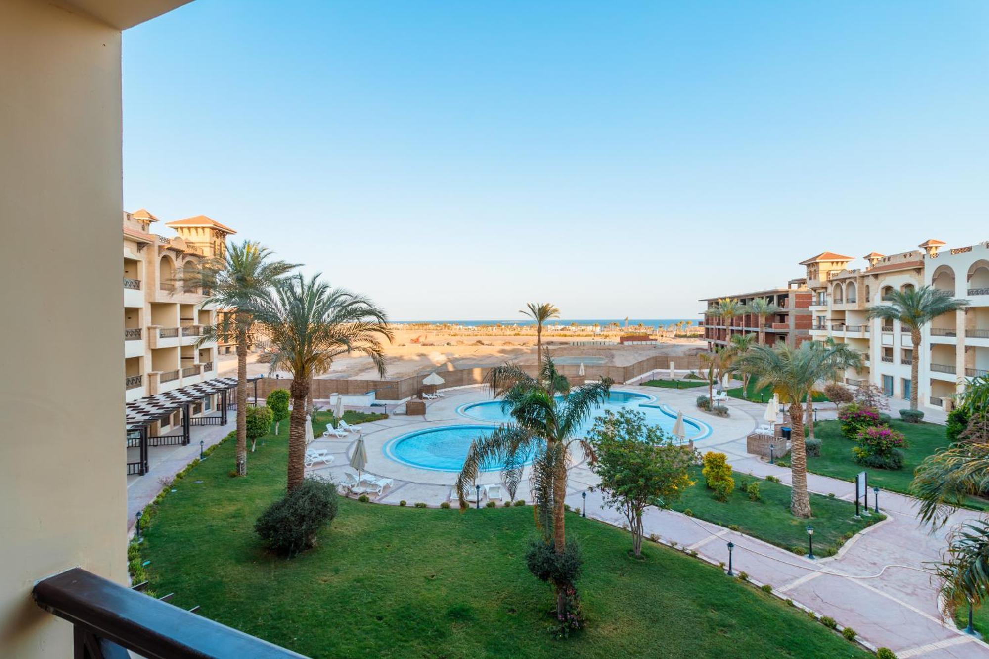 Apartment One Bedroom With Pool View C304-al Saraya Sahl Hasheesh By Peaks Hurghada