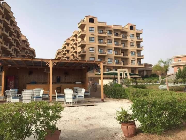 Turtles Hourghada View Sea View Pool Private Jacuzzi Security Air-conditioned Cafe Restaurant On The And A Large Sunny Balcony Aparthotel