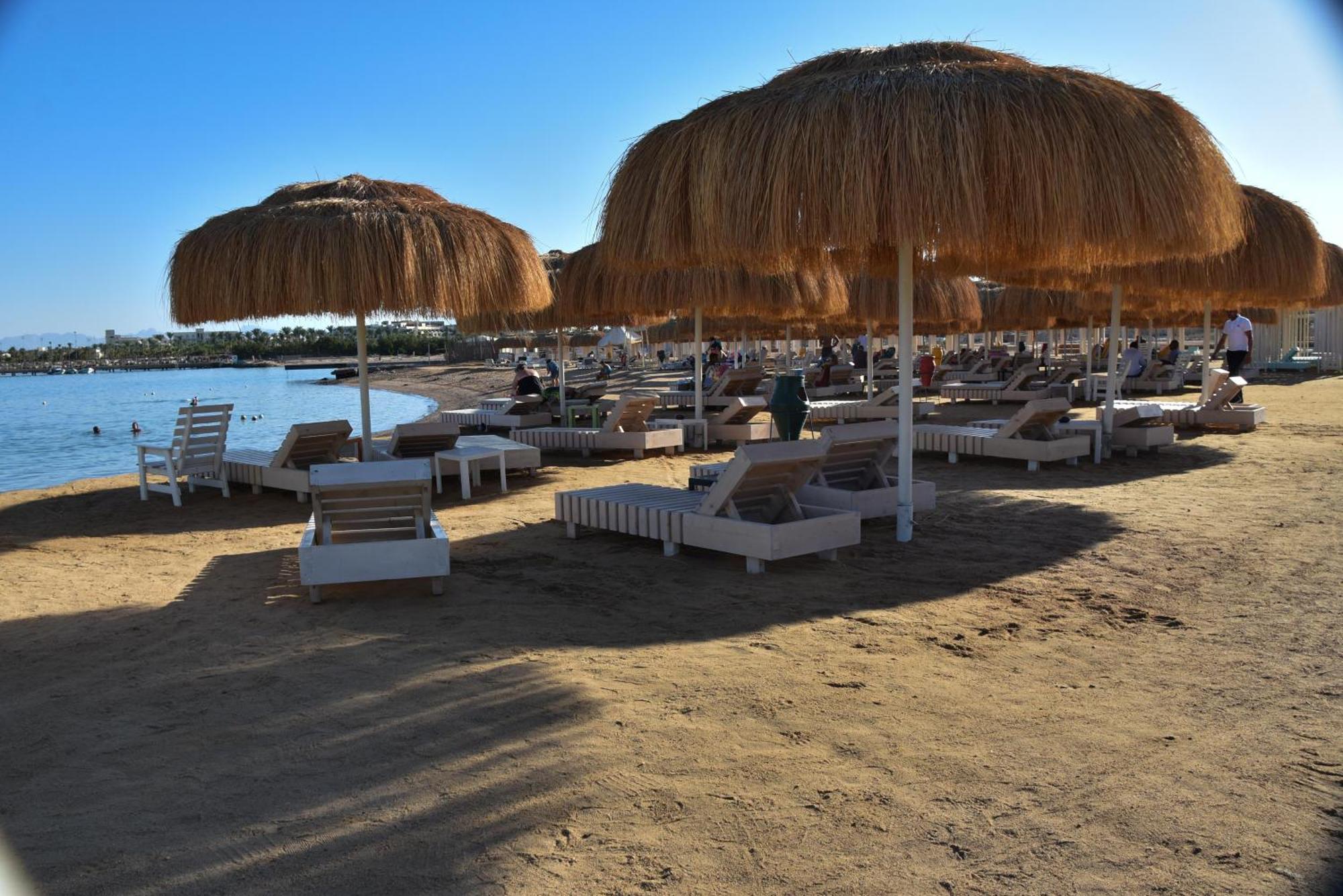 Apartment Princess Resort, Private Sandy & 3 Pools *