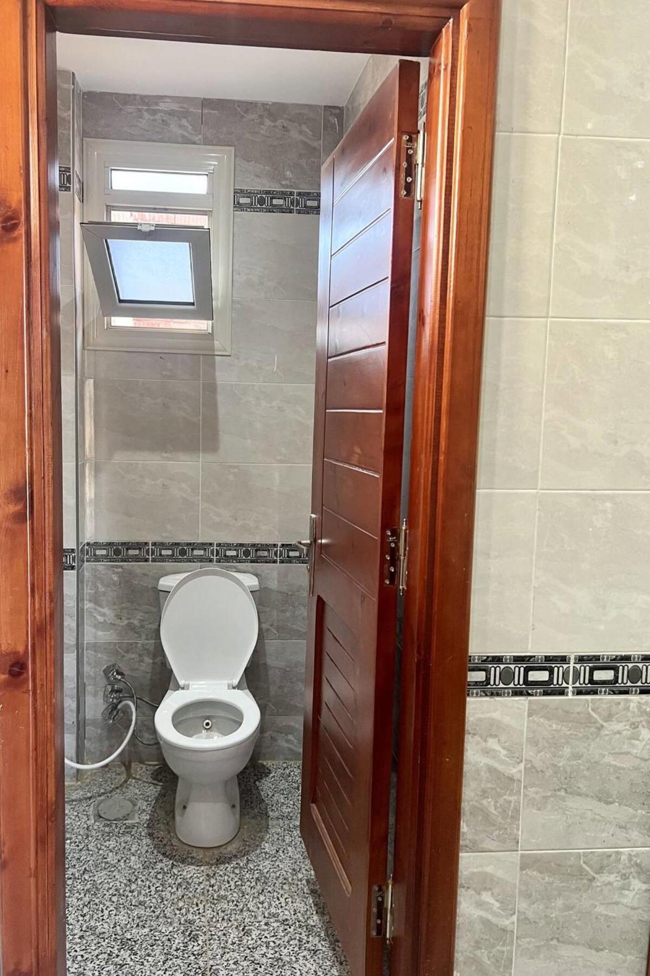 In Princess With Acces & Free Wi-fi I Near Air Port Apartment *