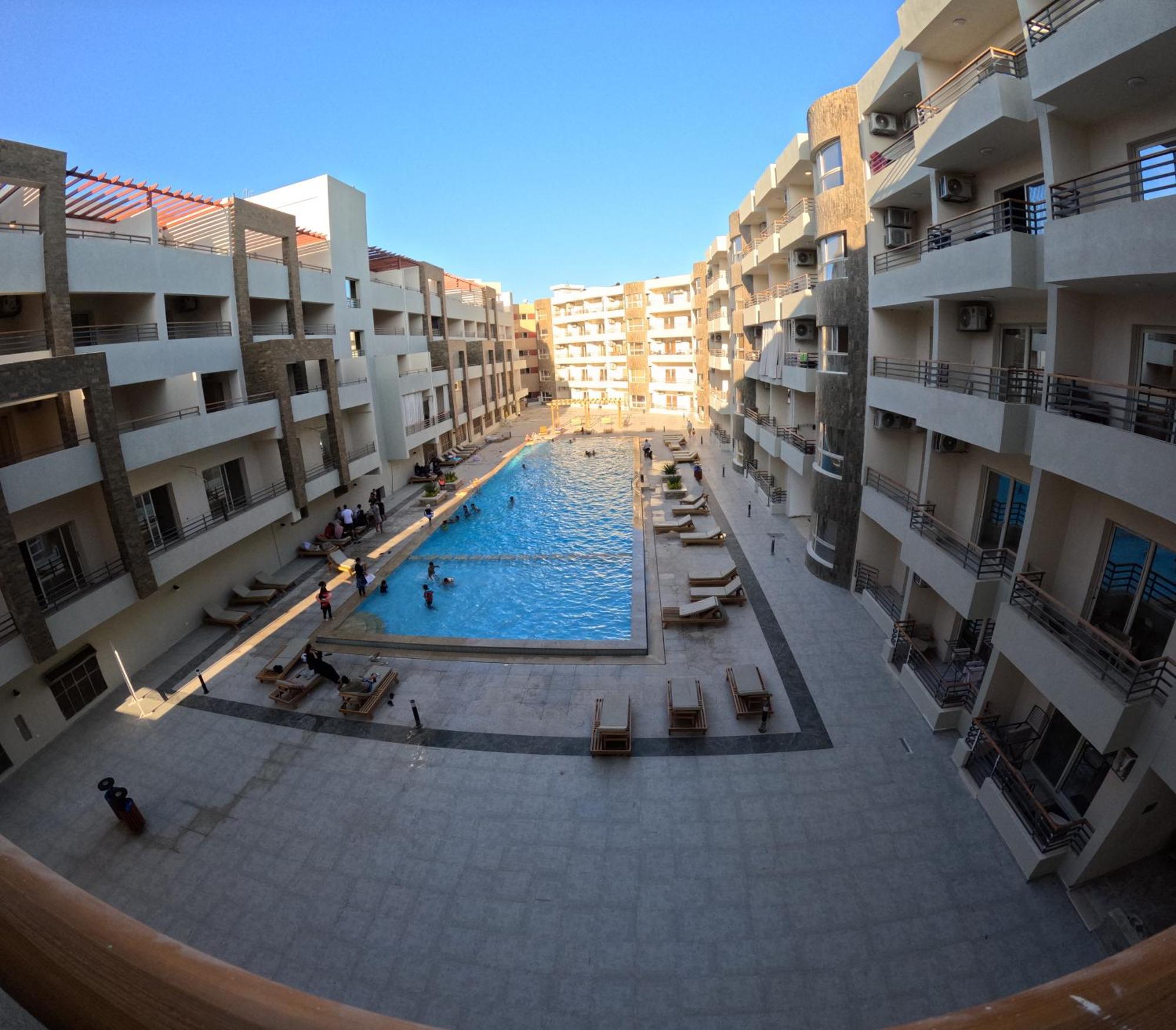 Apartment Alhambara Compound