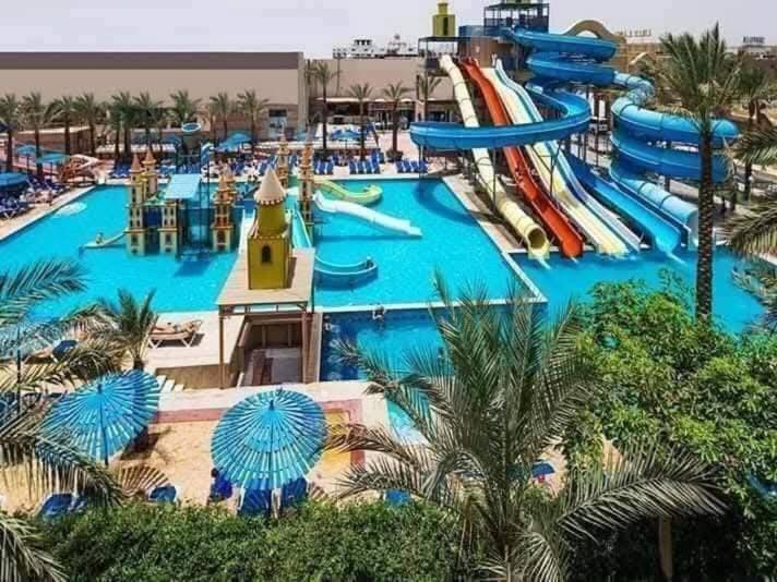 Mirage Aqua Park Villa *