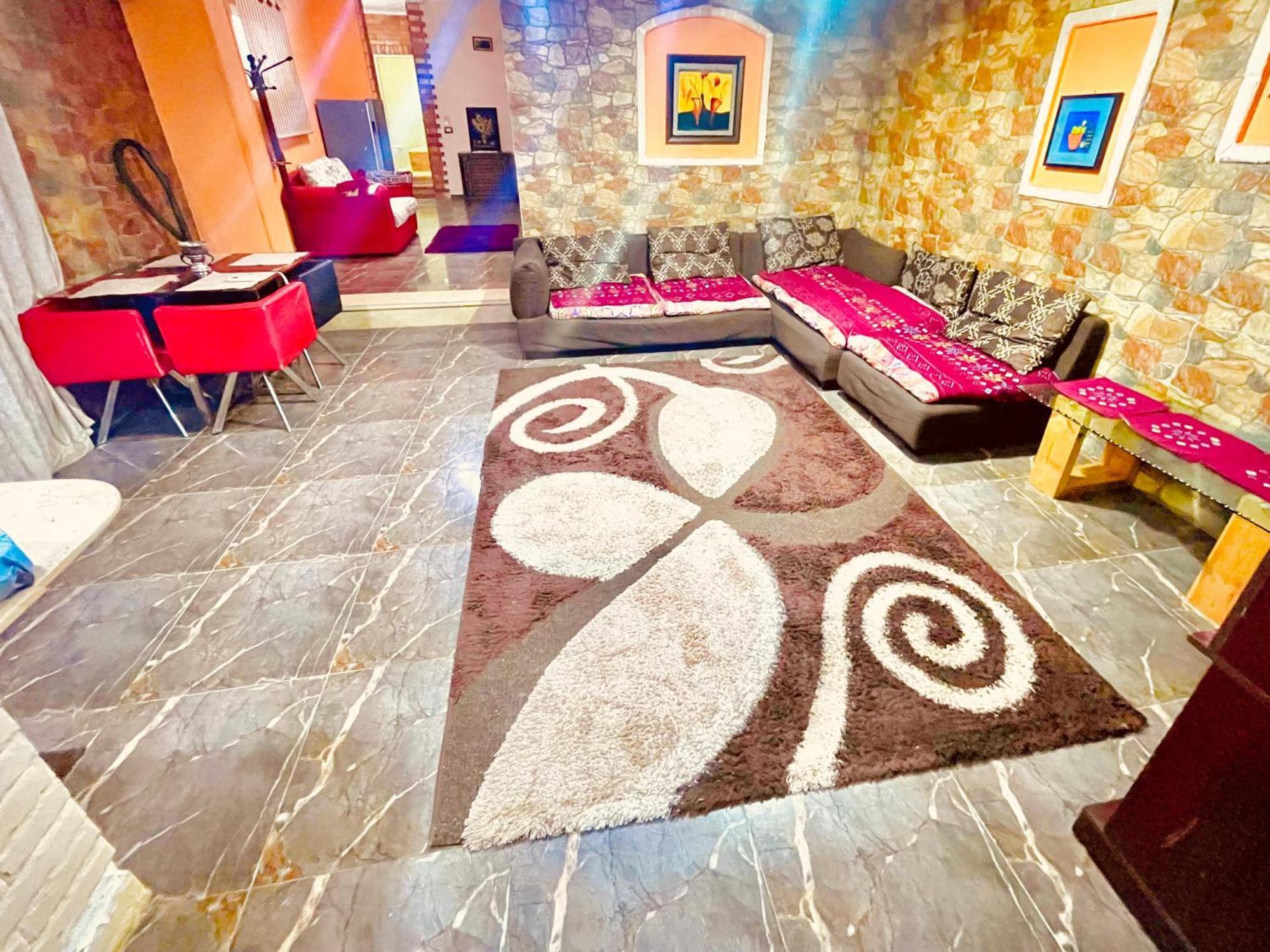 Marvel House Hrg Apartment