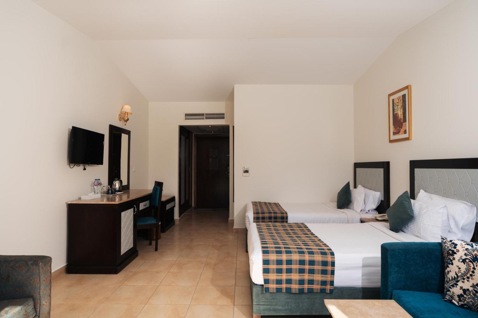 Hotel Le Jardin Aqua Park 4*