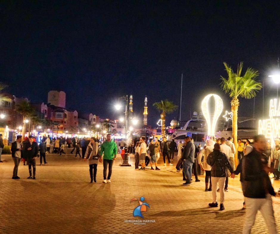 Bed & Breakfast Yacht Club View Rooftop Pool Romantic Hurghada