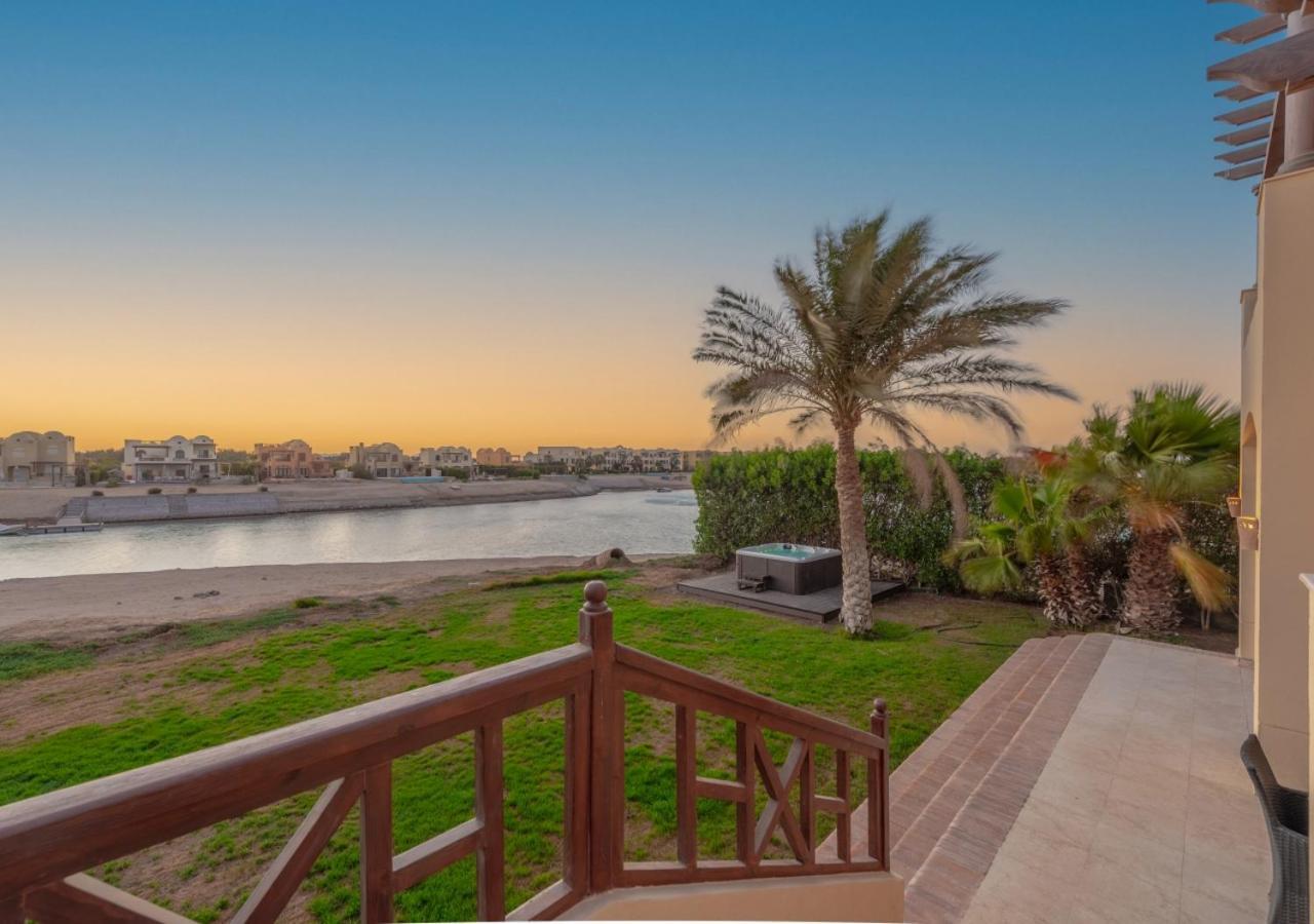 Apartment Scenic Views 3-bedroom In Sabina, El Gouna Private Jacuzzi & Lagoon Access