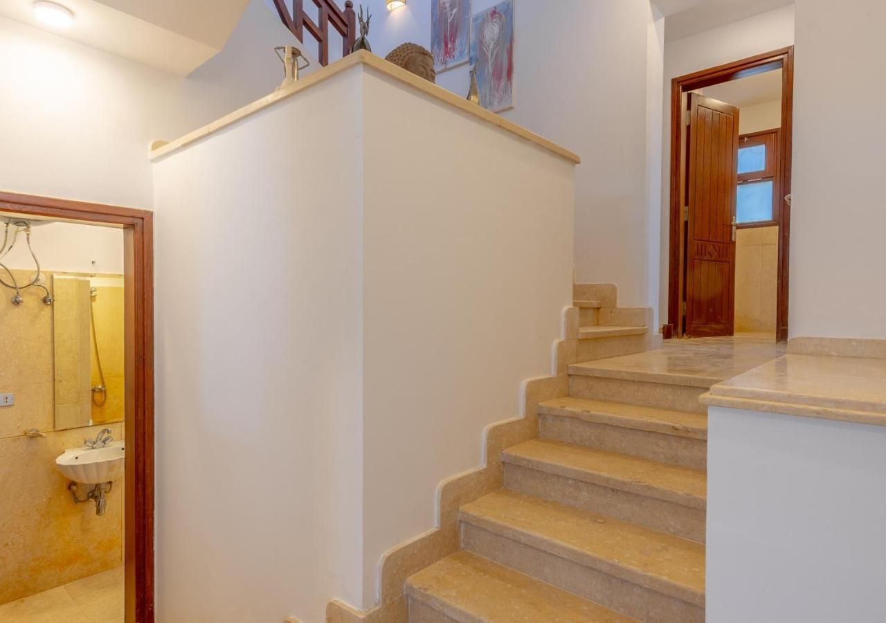 Scenic Views 3-bedroom In Sabina, El Gouna Private Jacuzzi & Lagoon Access Apartment Hurghada