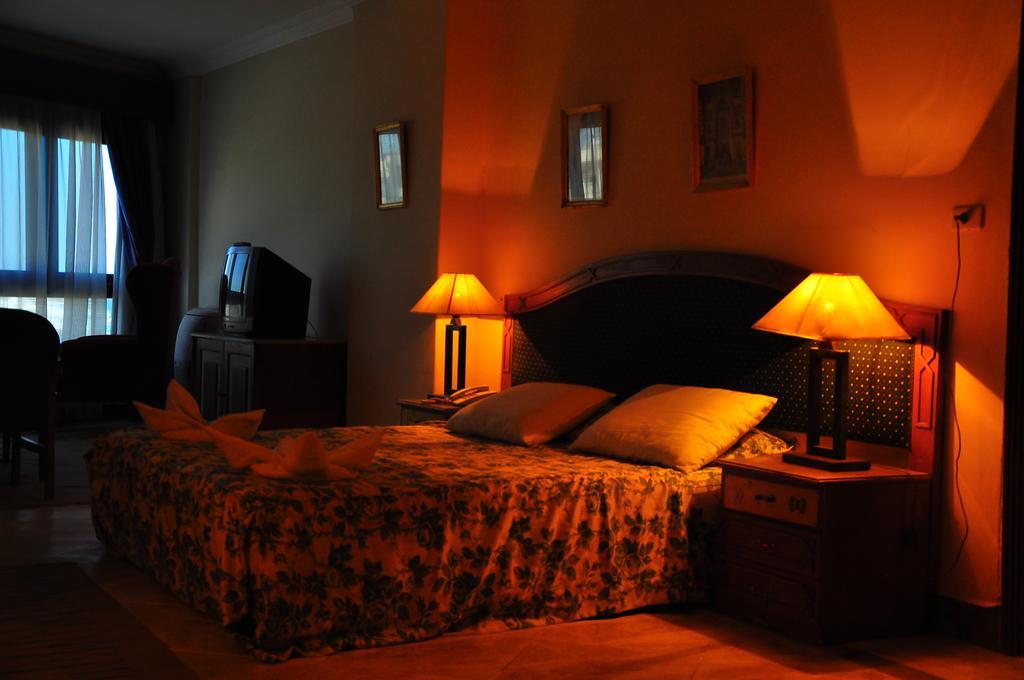 Alia Resort 4*