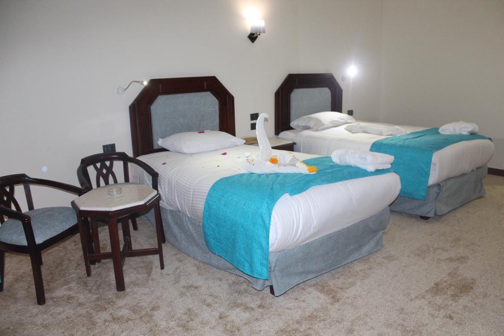 Resort Golden 5 Diamond &