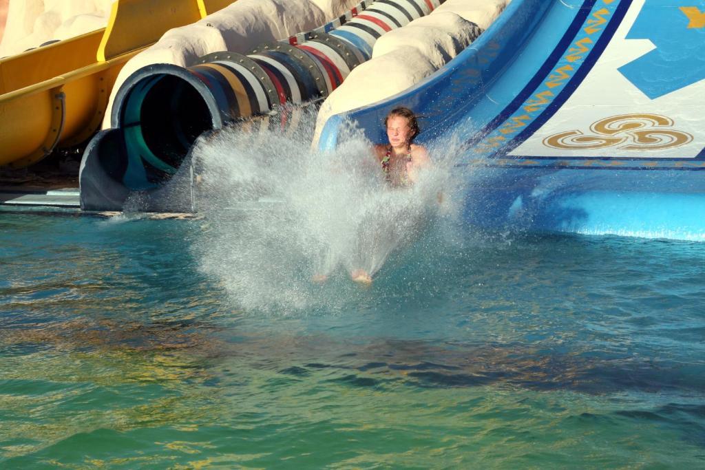 Golden 5 Almas Palace & Hurghada