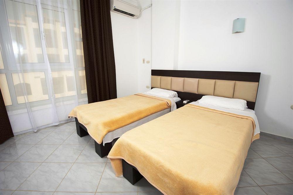 Aparthotel Desert Pearl 2*
