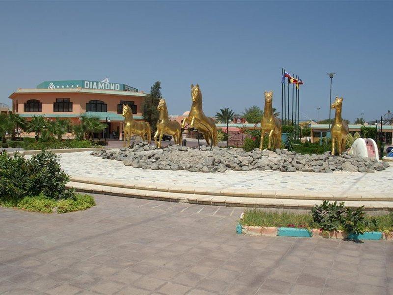 Golden 5 Diamond & Hurghada