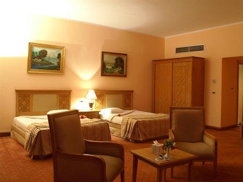 Resort Golden 5 Diamond & 5*