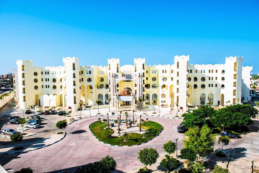 Royal Lagoons & Aqua Park Families And Couples Only