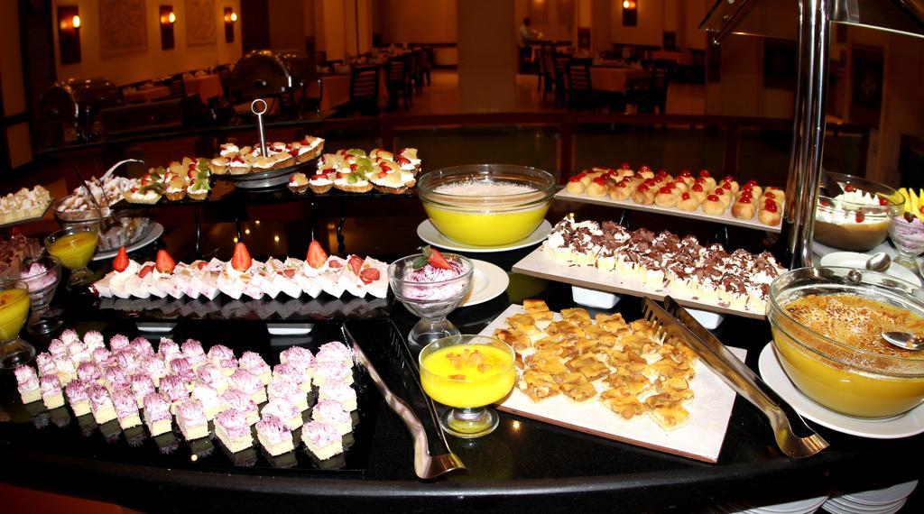 Resort Royal Lagoons & Aqua Park Families And Couples Only Hurghada
