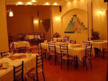 Golden Rose Albergue