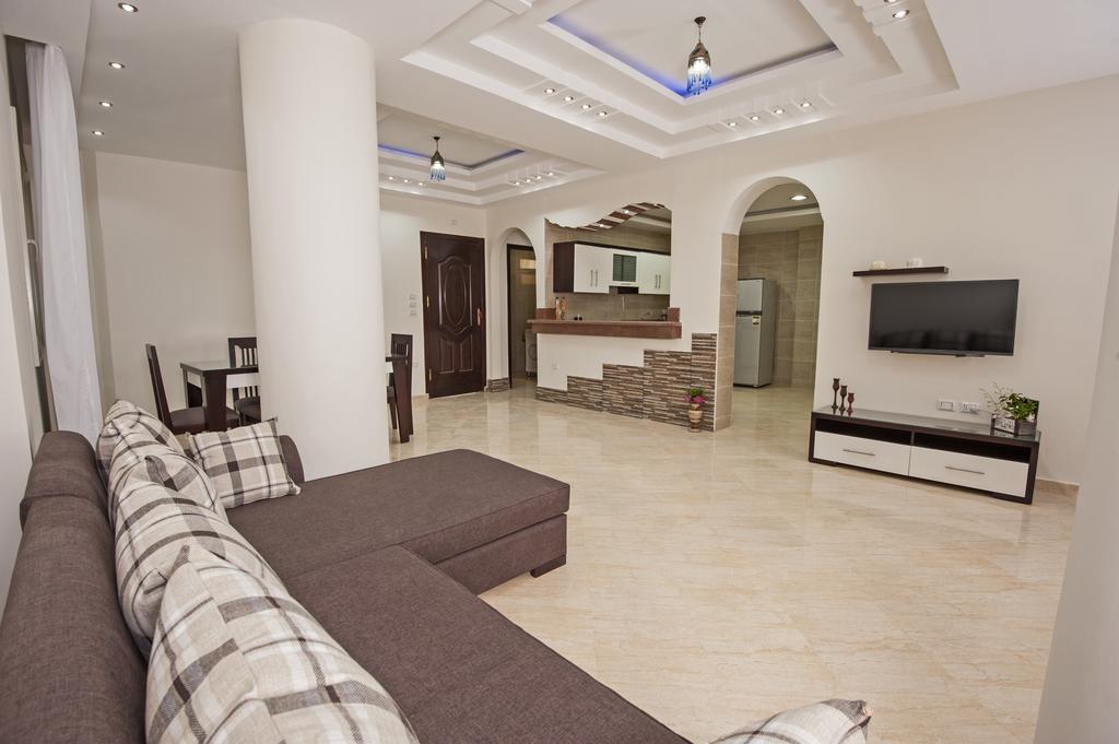 Sunny Seaside Apartment