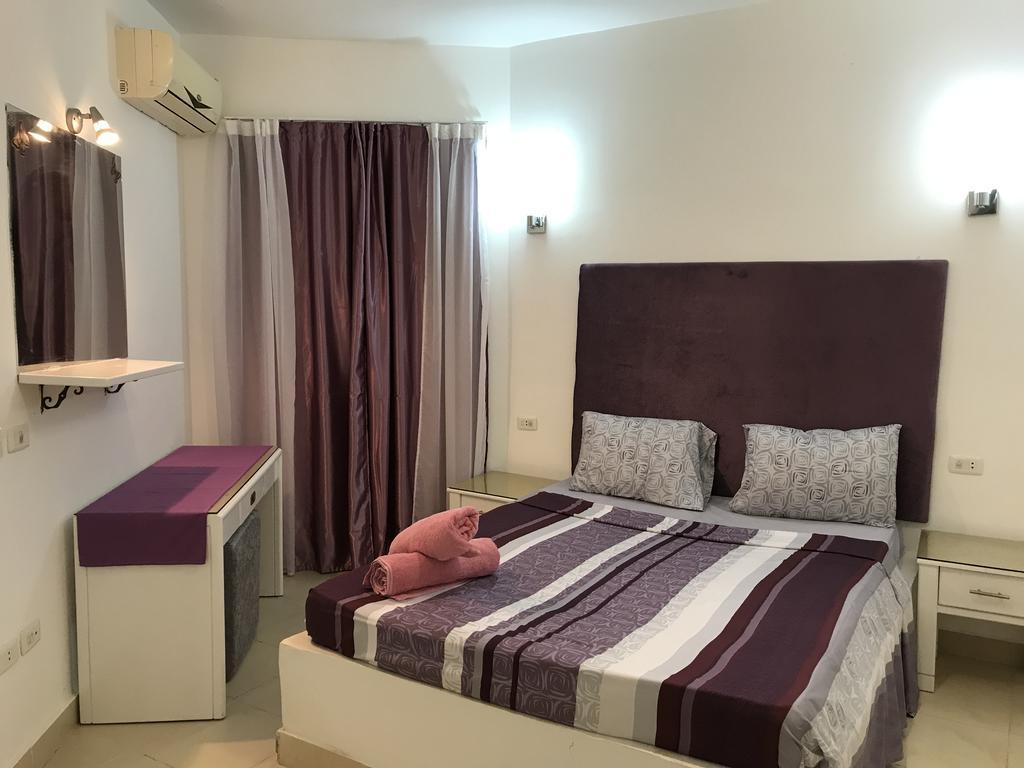 Regency Towers Appartement