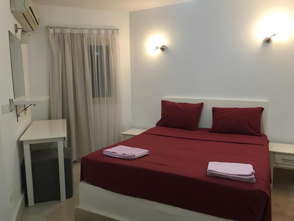 Regency Towers Appartement *