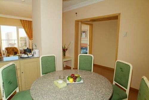 Aparthotel & Serviced By Marriott 5*
